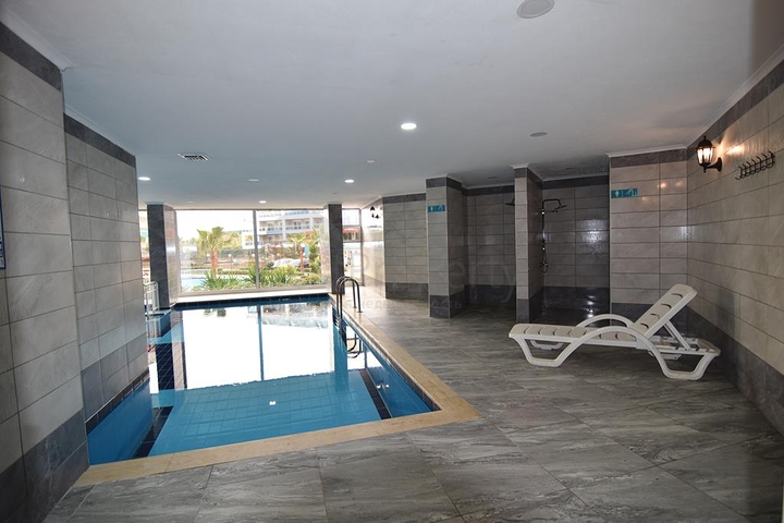 دوبلكس تصميم 4+1 في مجمع حديث ذو بنية تحتية ممتازة ، في كاستل / الانيا