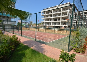 دوبلكس تصميم 4+1 في مجمع حديث ذو بنية تحتية ممتازة ، في كاستل / الانيا