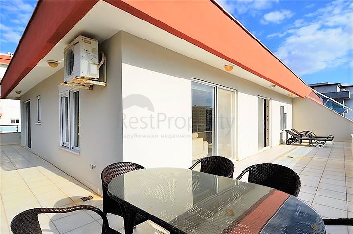 بنتهاوس مفروشة بتصميم ثلاث غرف وصالة ضمن مجمع حديث في مهموتلار / الانيا 