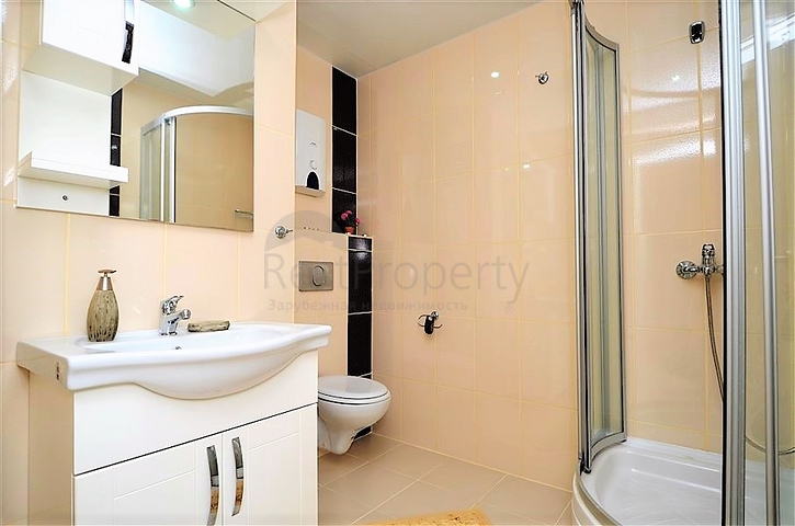 بنتهاوس مفروشة بتصميم ثلاث غرف وصالة ضمن مجمع حديث في مهموتلار / الانيا 