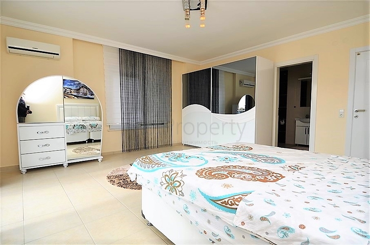 بنتهاوس مفروشة بتصميم ثلاث غرف وصالة ضمن مجمع حديث في مهموتلار / الانيا 