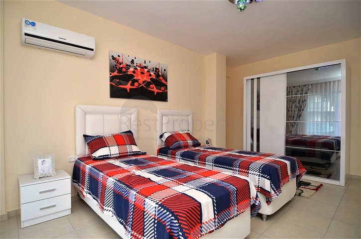 بنتهاوس مفروشة بتصميم ثلاث غرف وصالة ضمن مجمع حديث في مهموتلار / الانيا 