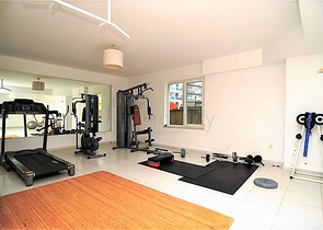 بنتهاوس مفروشة بتصميم ثلاث غرف وصالة ضمن مجمع حديث في مهموتلار / الانيا 