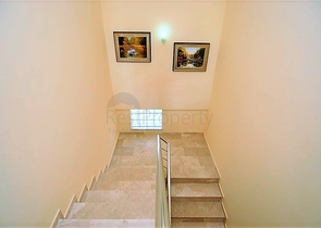 بنتهاوس مفروشة بتصميم ثلاث غرف وصالة ضمن مجمع حديث في مهموتلار / الانيا 