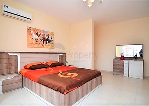 بنتهاوس مفروشة بتصميم ثلاث غرف وصالة ضمن مجمع حديث في مهموتلار / الانيا 