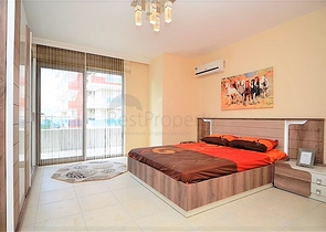 بنتهاوس مفروشة بتصميم ثلاث غرف وصالة ضمن مجمع حديث في مهموتلار / الانيا 