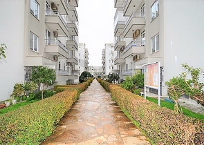 شقة غرفتين وصالة في منطقة اوبا المركزية / الانيا 