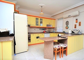 شقة غرفتين وصالة في منطقة اوبا المركزية / الانيا 