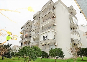 شقة غرفتين وصالة في منطقة اوبا المركزية / الانيا 