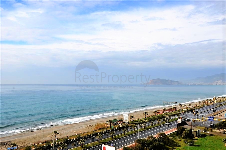 غرفتين وصالة فاخرة في اول صف على البحر ضمن مهموتلار / الانيا 