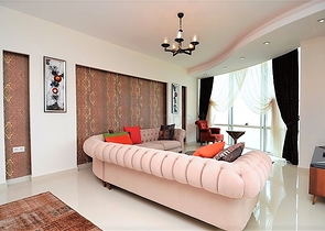 غرفتين وصالة فاخرة في اول صف على البحر ضمن مهموتلار / الانيا 