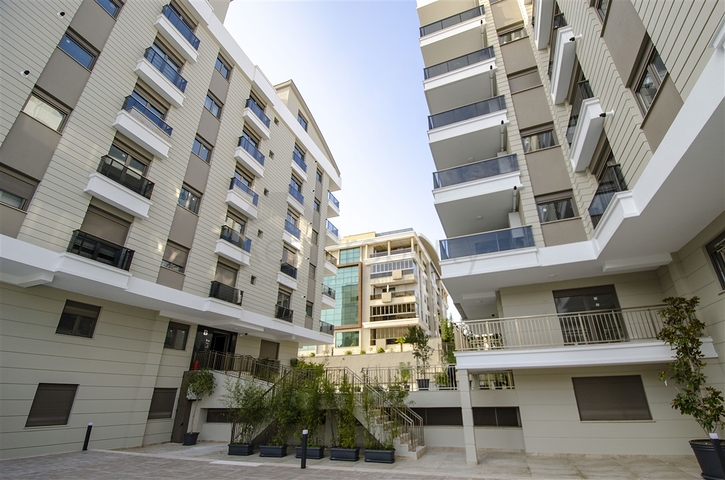 مشروع جاهز في أونجالي كونيالتي أنطاليا