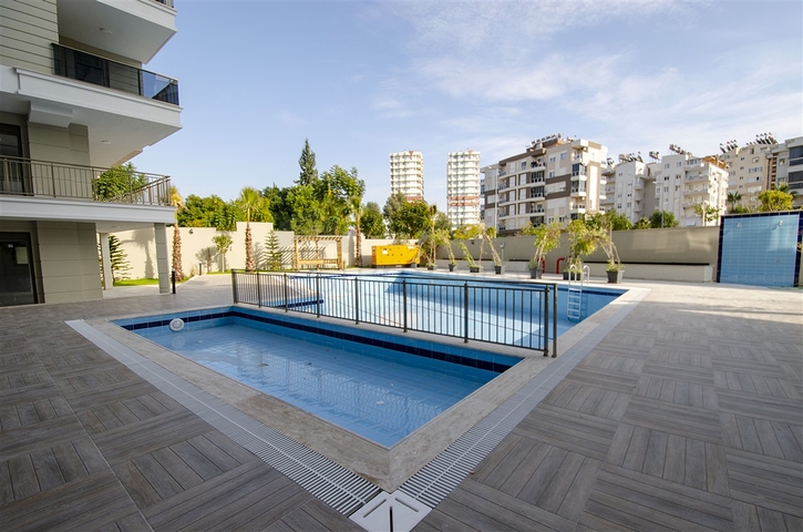 مشروع جاهز في أونجالي كونيالتي أنطاليا