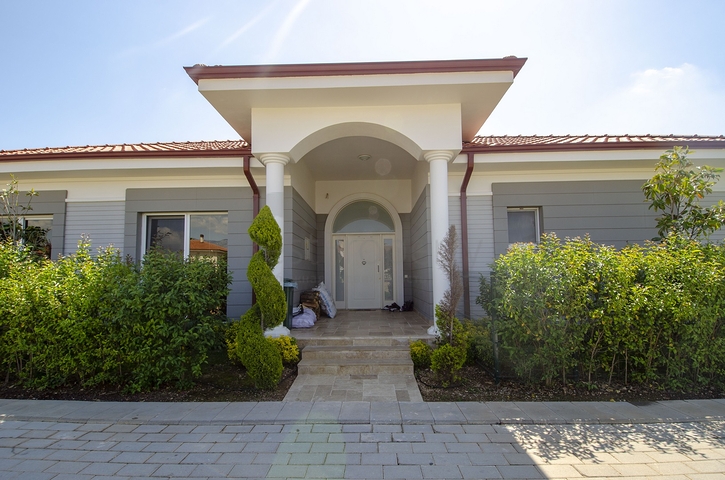 فيلا فاخرة 4 + 1 مع أثاث في دوشيم التي أنطاليا