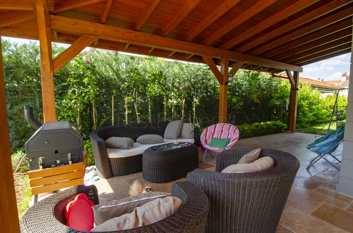 فيلا فاخرة 4 + 1 مع أثاث في دوشيم التي أنطاليا