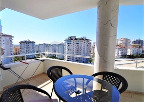 سعر مخفض - شقة ثلاث غرف وصالة ضمن مجمع  سكني في جيكجلي / الانيا 