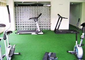 سعر مخفض - شقة ثلاث غرف وصالة ضمن مجمع  سكني في جيكجلي / الانيا 