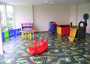 سعر مخفض - شقة ثلاث غرف وصالة ضمن مجمع  سكني في جيكجلي / الانيا 