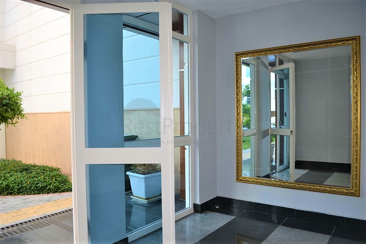 شقة ثلاث غرف وصالة ضمن مجمع فاخر في منطقة مركزية في الانيا - مهموتلار 