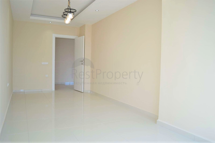 شقة ثلاث غرف وصالة ضمن مجمع فاخر في منطقة مركزية في الانيا - مهموتلار 