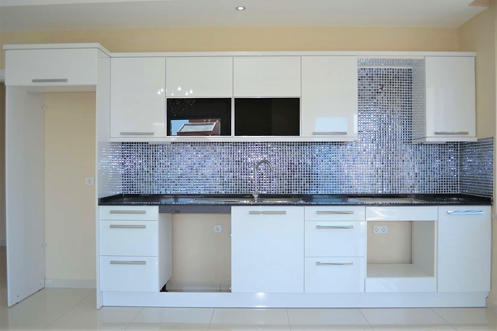 شقة ثلاث غرف وصالة ضمن مجمع فاخر في منطقة مركزية في الانيا - مهموتلار 