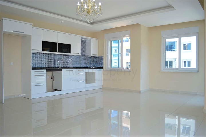 شقة ثلاث غرف وصالة ضمن مجمع فاخر في منطقة مركزية في الانيا - مهموتلار 