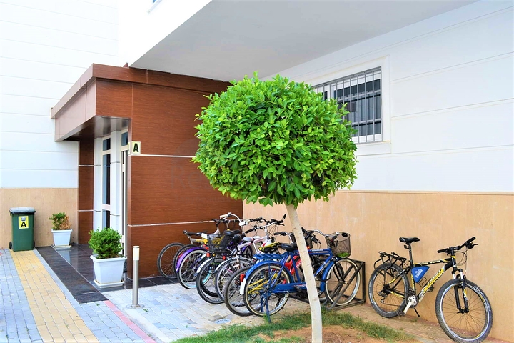 شقة ثلاث غرف وصالة ضمن مجمع فاخر في منطقة مركزية في الانيا - مهموتلار 