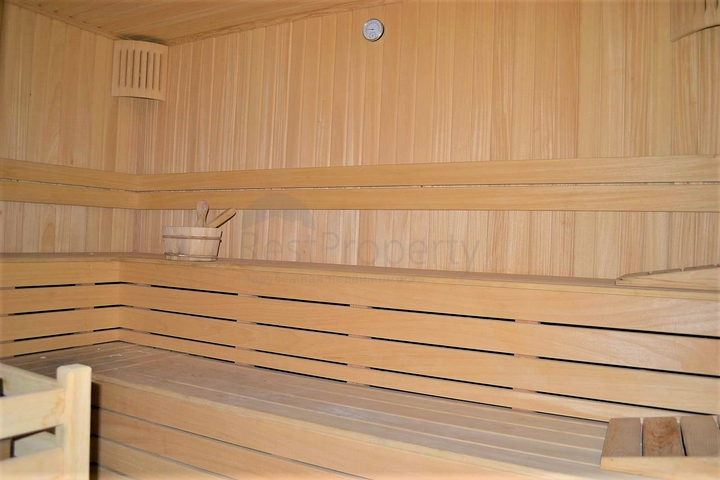 شقة ثلاث غرف وصالة ضمن مجمع فاخر في منطقة مركزية في الانيا - مهموتلار 