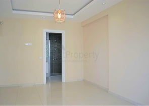 شقة ثلاث غرف وصالة ضمن مجمع فاخر في منطقة مركزية في الانيا - مهموتلار 