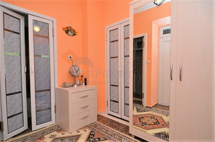 شقة مفروشة غرفة وصالة في موقع مميز ضمن محمودلار / الانيا