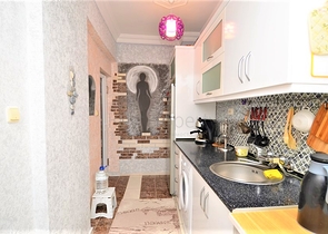 شقة مفروشة غرفة وصالة في موقع مميز ضمن محمودلار / الانيا