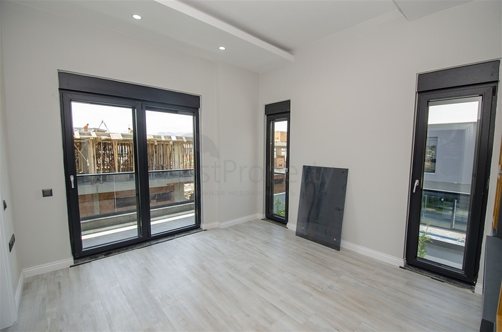 مشروع فلل 6 + 1 في كونيالتي أنطاليا