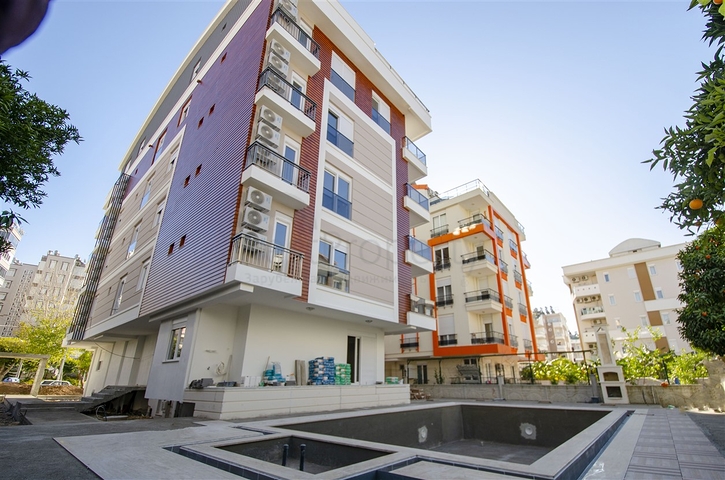 مشروع المرحلة النهائية للبناء في ليمان 700 م عن البحر