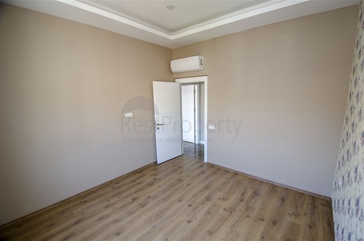 مشروع المرحلة النهائية للبناء في ليمان 700 م عن البحر