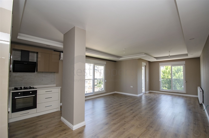 مشروع المرحلة النهائية للبناء في ليمان 700 م عن البحر