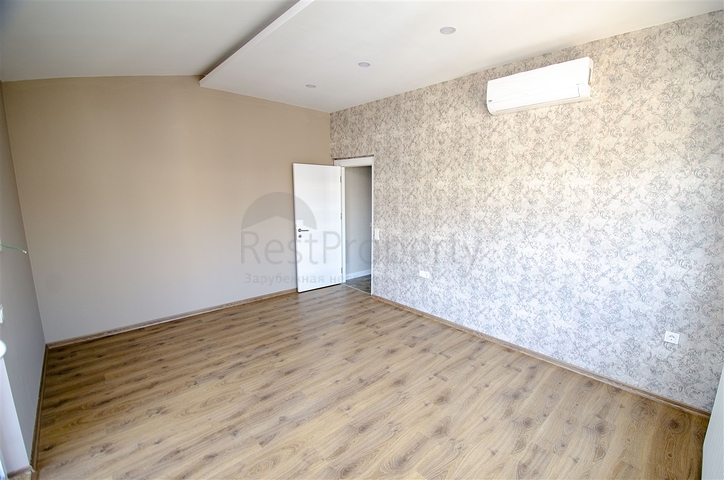 مشروع المرحلة النهائية للبناء في ليمان 700 م عن البحر