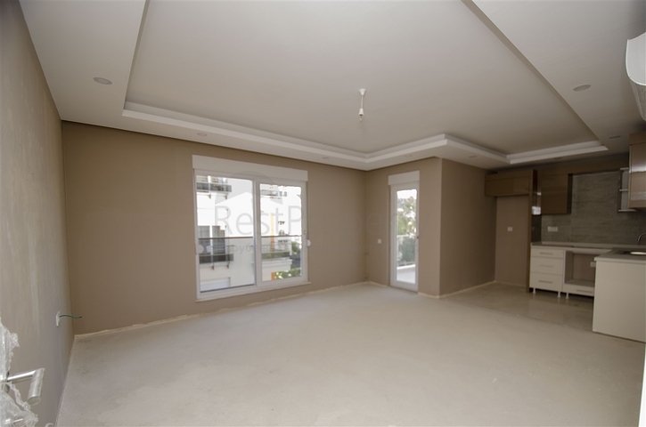 مشروع المرحلة النهائية للبناء في ليمان 700 م عن البحر