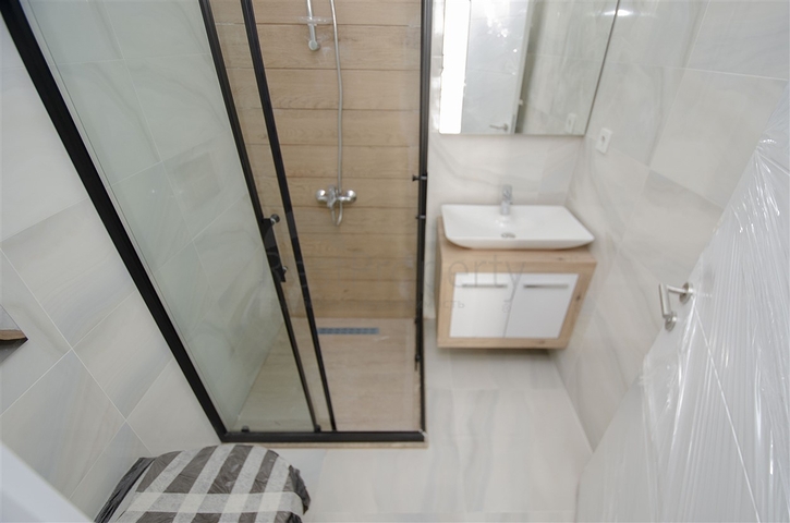 مشروع المرحلة النهائية للبناء في ليمان 700 م عن البحر