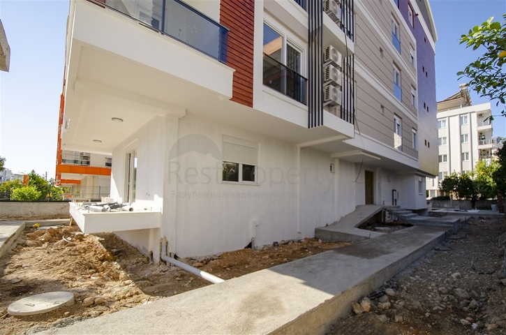 مشروع المرحلة النهائية للبناء في ليمان 700 م عن البحر