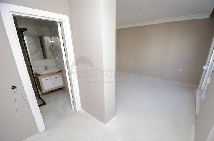 مشروع المرحلة النهائية للبناء في ليمان 700 م عن البحر