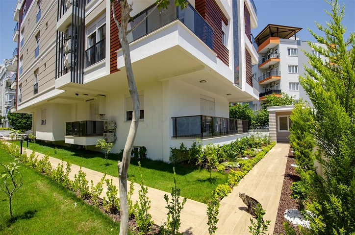 مشروع المرحلة النهائية للبناء في ليمان 700 م عن البحر