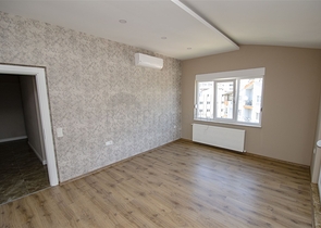 مشروع المرحلة النهائية للبناء في ليمان 700 م عن البحر