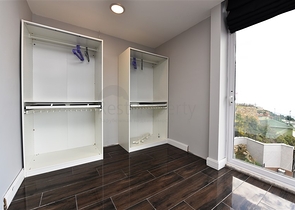 فيلا على تلة جبلية وسط الانيا 