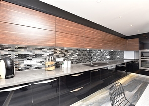 فيلا على تلة جبلية وسط الانيا 