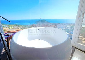 فيلا على تلة جبلية وسط الانيا 