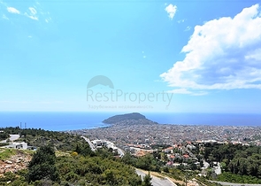 فيلا على تلة جبلية وسط الانيا 