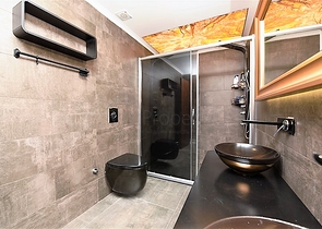 فيلا على تلة جبلية وسط الانيا 