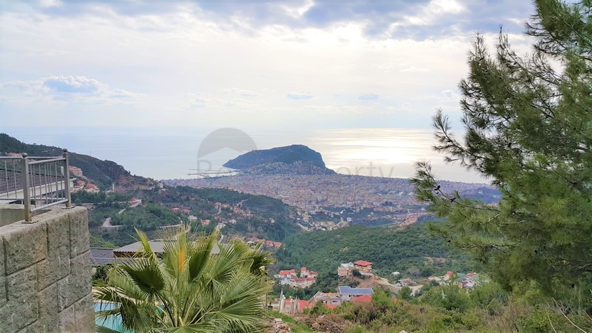 قطعة أرض للبيع في منطقة جبال الانيا