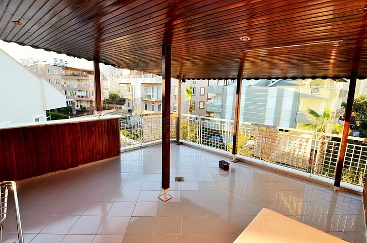 بنتهاوس 4 + 1 في ارابسويو كونيالتي انطاليا