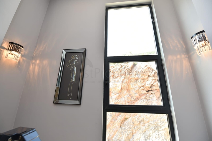 نقدم لكم مجموعة من الفلل الفاخرة في مركز الانيا _ تيبه 